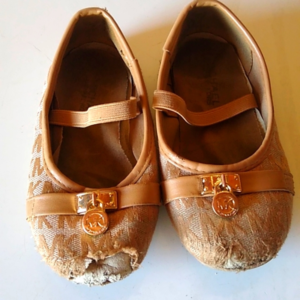 MK Michael Kors shoes toddler girl Size 9